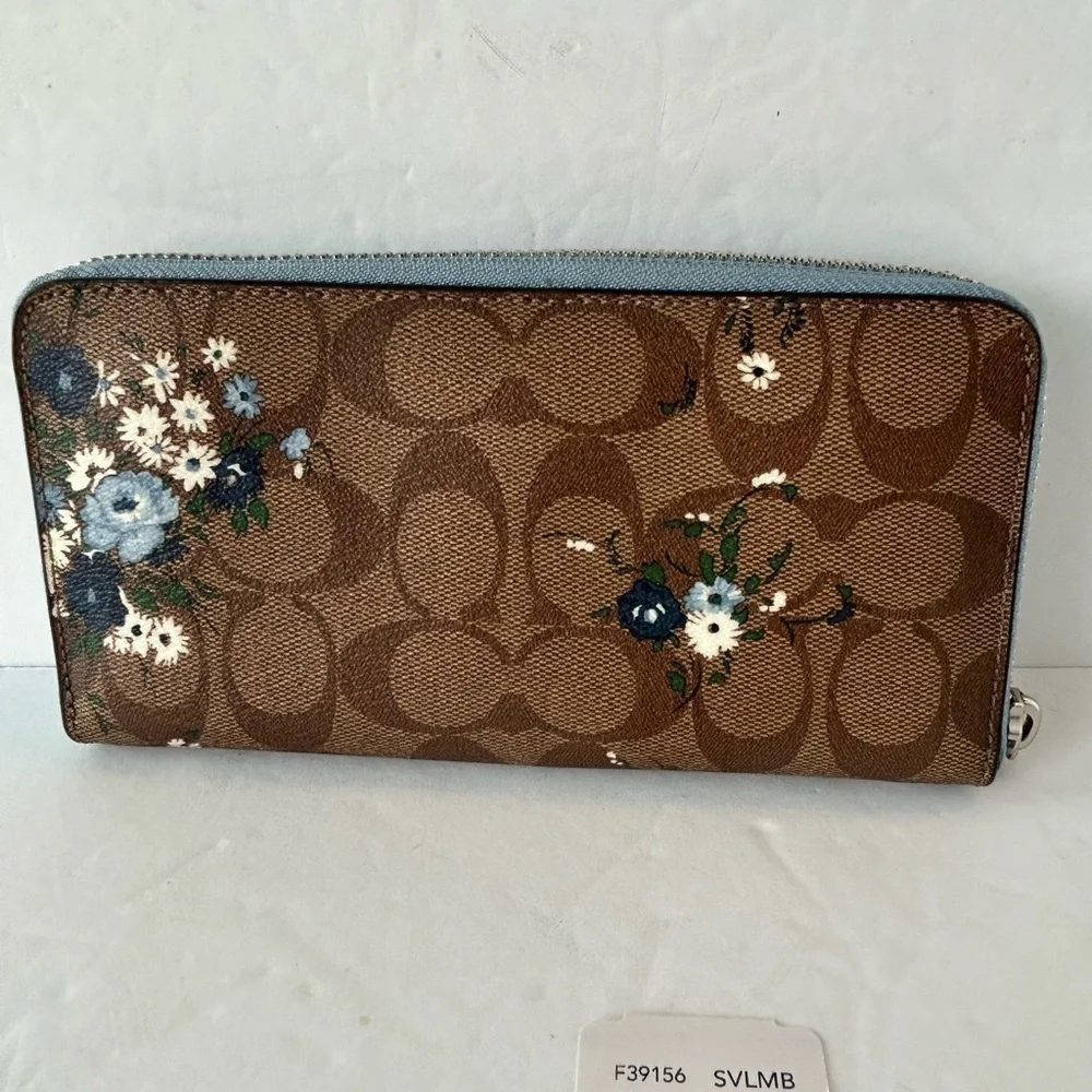 Coach new tags
